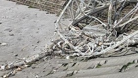 Teleskop Raksasa Penangkap Sinyal Alien di Puerto Rico Hancur