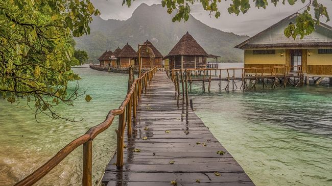 7 Water Villa Di Indonesia Mirip Maldives Dan Bora Bora