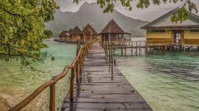 7 Water Villa di Indonesia Mirip Maldives dan Bora Bora