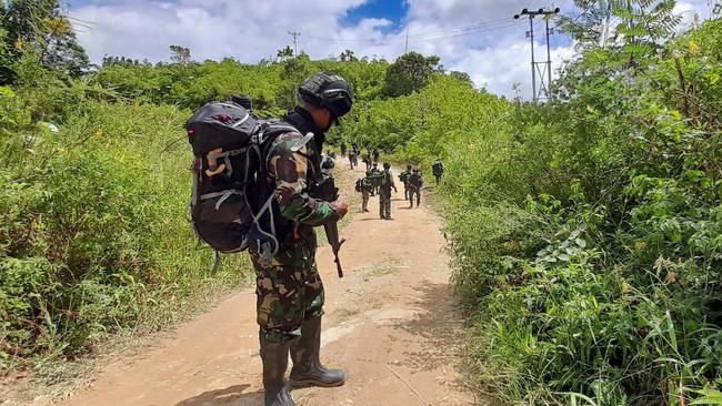 Pemerintah terus mempersempit ruang gerak kelompok Mujahidin Indonesia Timur (MIT) di Poso, Sulawesi Tenggara.