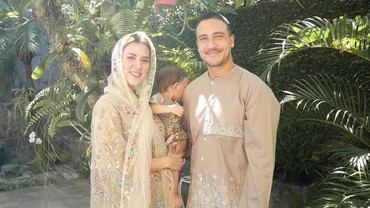 img-title Paras Bule Anak Raisa yang Bikin Netizen Salah Fokus