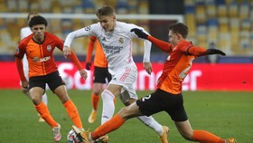 Meme Kocak Madrid Kalah dari Shakhtar di Liga Champions