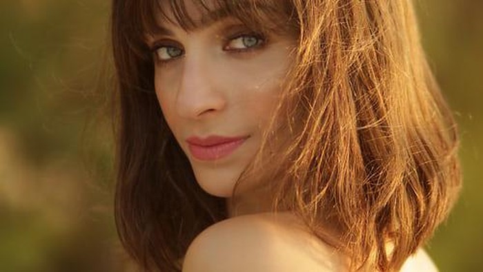 No Worries! 6 Essential Oil Ini Bisa Menumbuhkan Rambut Lebih Cepat