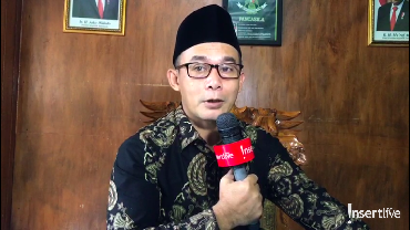 img-title Klarifikasi Penguhulu soal Isu Pernikahan Kalina dengan Vicky Prasetyo