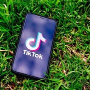 Agar Kontenmu Sering Masuk FYP TikTok, Coba Gunakan Ide-Ide Ini
