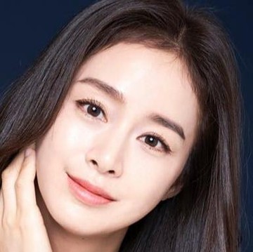 Aktris Korea ini Tetap Glowing di Umur 40-an, Ada Favoritmu?