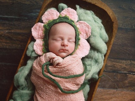 30 Nama Bayi Perempuan Terinspirasi Bulan Islam, Cantik dan Penuh Makna Baik