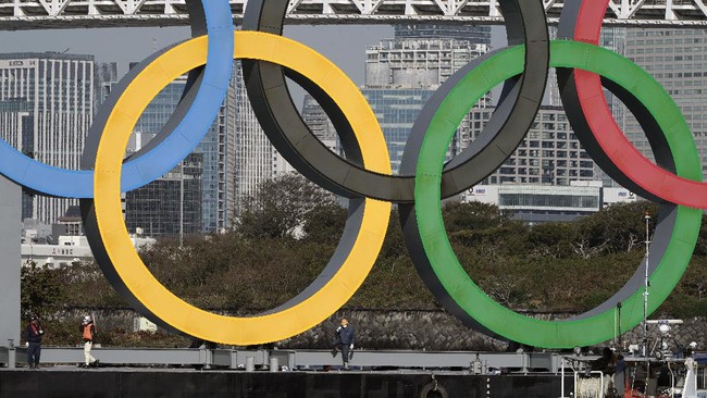 Surfing atau selancar air Indonesia mengincar medali di Olimpiade Tokyo 2020 meski cabor ini baru pertama kali dipertandingkan.