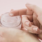 Hati-Hati, Ini Ciri-Ciri Skincare Kamu Tidak Aman Digunakan