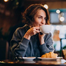Me Time Sambil Kuliah Online? Datang ke Cafe Ini Aja Yuk!