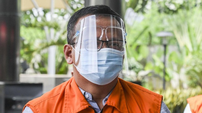 Daftar Barang Mewah Dibeli Edhy Prabowo terkait Kasus Benur Jaksa KPK menyebut total belanja Edhy Prabowo saat di Amerika Rp753.655.366 terdiri atas pelbagai barang mewah. Edhy juga membeli 8 sepeda lebih Rp118 juta.