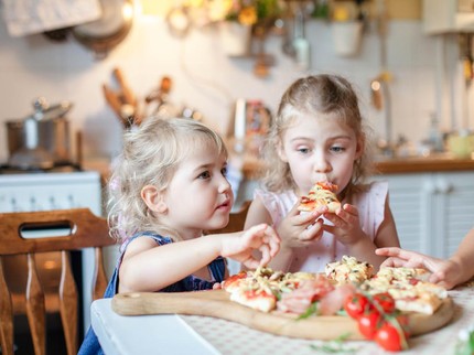 5 Kreasi Fast Food untuk Bujuk Anak agar Mau Makan Sayur, Cobain Bun
