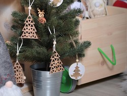 Mahasiswi Bikin Pohon Natal Terkecil di Dunia dari 51 Atom, Seperti Apa?