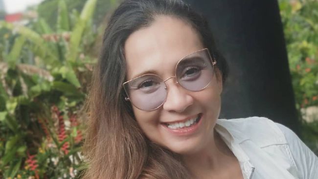 Polisi: Tes Urine Iyut Bing Slamet Positif Narkoba Polisi mengungkap hasil tes urine mantan artis cilik Iyut Bing Slamet yang positif narkoba usai ditangkap pada 3 Desember 2020.