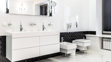 Inspirasi Desain Kamar Mandi Rumah Minimalis Nuansa Warna Hitam &amp; Putih
