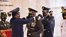 Dinilai Majukan TNI, 10 Jenderal Diganjar Bintang Dharma