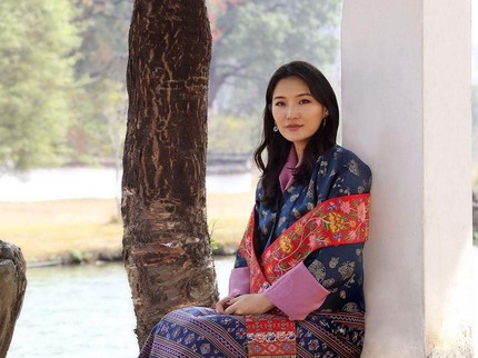 Terpopuler: Ratu Bhutan Bikin Suami Cinta Mati - Bahaya Ibu Hamil Sering Pingsan