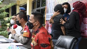 Polisi Buru Penjual Sabu-sabu ke Iyut Bing Slamet