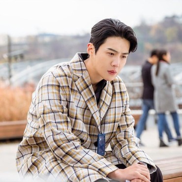 Kim Seon Ho Menangis 3 Jam Saat Syuting 'Start-Up', Benarkah?