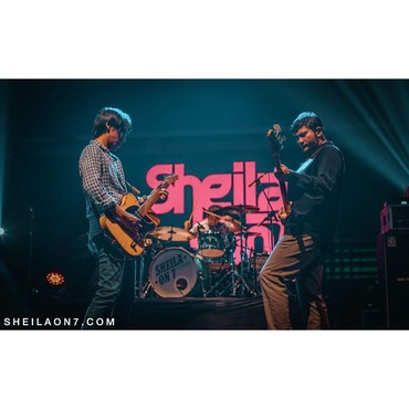 Lirik Lagu Lihat, Dengar, Rasakan - Sheila On 7