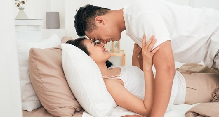 Ramalan Asmara Hari Ini: Scorpio dan Sagitarius Ingin Suami Puas Ramalan zodiak hari ini untuk asmara Scorpio dan Sagitarius, Bunda ingin membuat suami merasa lebih bahagia dan puas. Bagaimana dengan zodiak Bunda? Intip yuk.