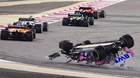 SMASHOT: Jungkir Balik di Titian Podium