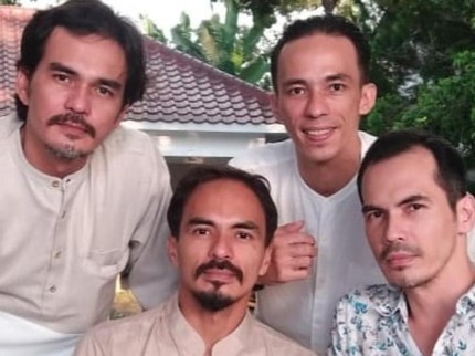5 Potret Kompaknya Syach Bersaudara, Gantengnya Enggak Luntur