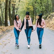 Gak Cuma Menurunkan Berat Badan, Ini 6 Manfaat Jalan Kaki Setiap Hari!