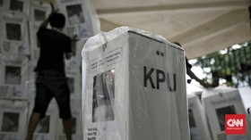 TPS di Sumsel Ambruk Diterjang Angin