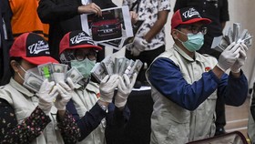 KPK Amankan Dokumen Bansos Corona dari Rumah Mensos Juliari