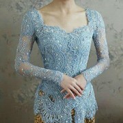 5 Tahap Mencuci Kebaya Payet Agar Tidak Cepat Rusak