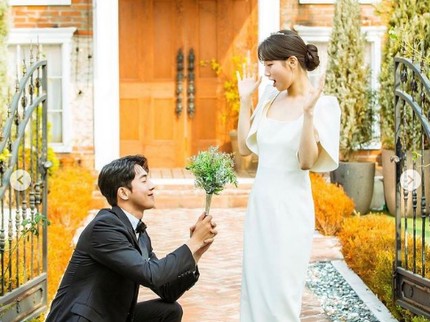 Cantik Bak Dewi, Simak Transformasi Bae Suzy Memakai Gaun Pengantin di Tiap Drakor Populernya!
