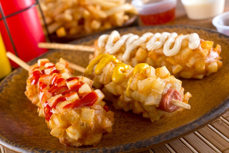 Ini Camilan Corn Dog yang Dijual Nenek Seo Dal Mi di 'Start Up' Ini Camilan Corn Dog yang Dijual Nenek Seo Dal Mi di 'Start Up'