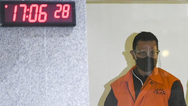 Pengusaha penyedia bansos covid-19 didakwa menyuap eks Mensos Juliari Batubara Rp3,2 miliar untuk memuluskan penunjukkan perusahaan.