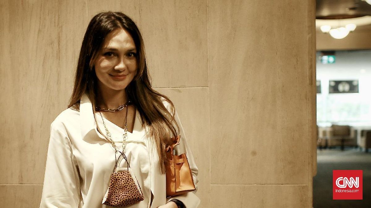 Luna Maya Pastikan Tahun Depan Hiatus Film Horor, Ada Apa?