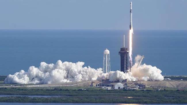 Rencana pembangunan peluncuran roket hasil kerja sama dengan SpaceX di Biak Numfor, Papua memicu polemik karena warga dilaporkan menolak. Seperti apa lokasinya?