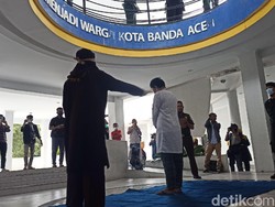 Lecehkan Pria di Tempat Pijat, Pemuda di Aceh Dicambuk 37 Kali