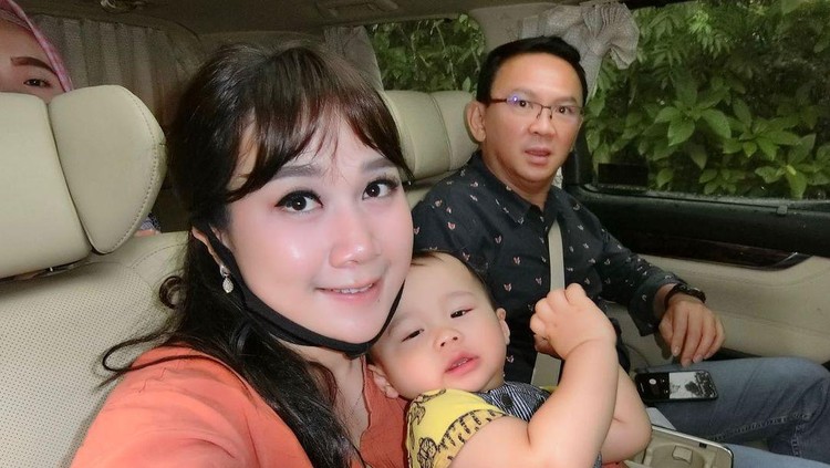 Puput Nastiti Devi Puput Nastiti Devi