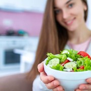 Selain Hidup Sehat, Ini Alasan Lain Kamu Harus Jadi Seorang Vegan