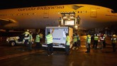 FOTO : Vaksin Sinovac Tiba di Indonesia Vaksin covid-19 Sinovac yang tiba di Indonesia langsung disimpan di kantor pusat Bio Farma di Bandung, Jawa Barat.
