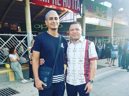 Temui Krisdayanti di Jakarta, Penampilan Putra Raul Lemos Curi Perhatian Netizen