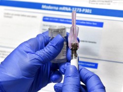 Persetujuan Vaksin Pfizer Bikin Pasar Saham Dunia Bergairah