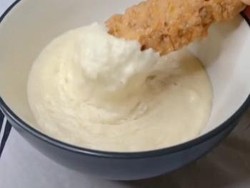 Cara Antimainstream Masak Mie Instan, Olah Jadi Sup Krim ala KFC