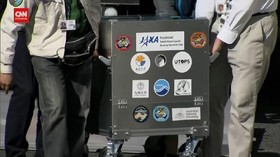 VIDEO: Hayabusa-2 Tiba di Bumi, Jepang Teliti Rahasia Semesta