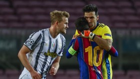 Barcelona vs Juventus: 'Superman' Buffon Buat Messi Keki