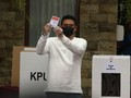 Quick Count 11 Persen: Bobby Mantu Jokowi Unggul dari Akhyar