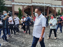 Cagub Sulut Olly Dondokambey: Siapa Pun yang Menang, Kita Dukung