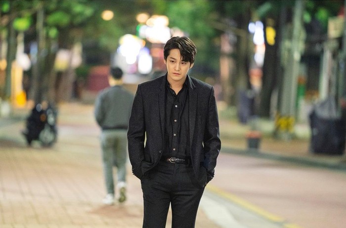 Kim Bum mengaku sangat tertarik dengan perannya ini karena ia memerankan sosok antagonis. Sehingga menurutnya, peran ini baru dalam sejarah karirnya. Tak pelak ia harus melakukan serangkaian riset terlebih dulu supaya aktingnya optimal. (Instagram.com/kkbyss)