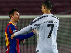 Messi Kena Sindir Kakak Ronaldo, Digambarkan Berlutut Depan CR7