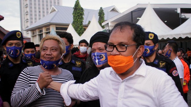 Kejati Sulsel Panggil Danny Pomanto di Kasus Dana Cadangan PDAM Mantan Wali Kota Makassar Moh Ramdhan Pomanto diperiksa terkait kasus dugaan korupsi penyimpangan dana cadangan PDAM Kota Makassar senilai Rp24 miliar.